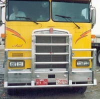 KENWORTH K100 Bumper. EVOLUTION Heavy Duty Semi Truck Bumper from ALI ARC. 4 Post Moose Protection Semi Truck Bumper.